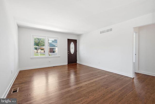 109 CASTELLO AVE, Hatboro, PA 19040