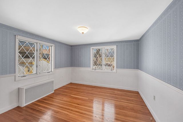 33 Pratt Street, Tewksbury, MA 01876