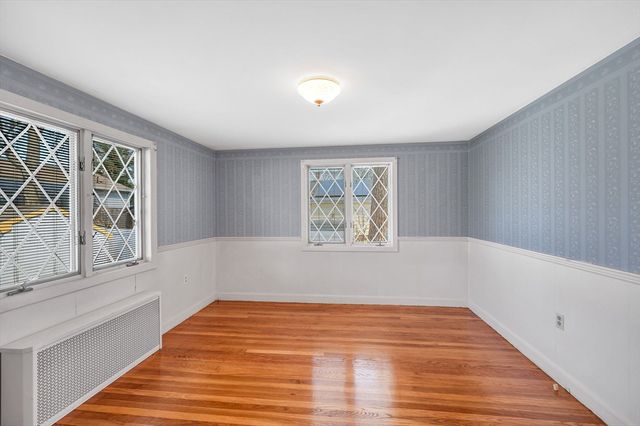 33 Pratt Street, Tewksbury, MA 01876