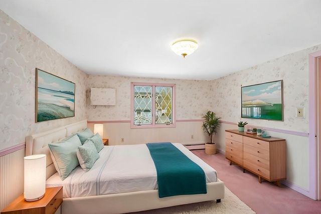 33 Pratt Street, Tewksbury, MA 01876