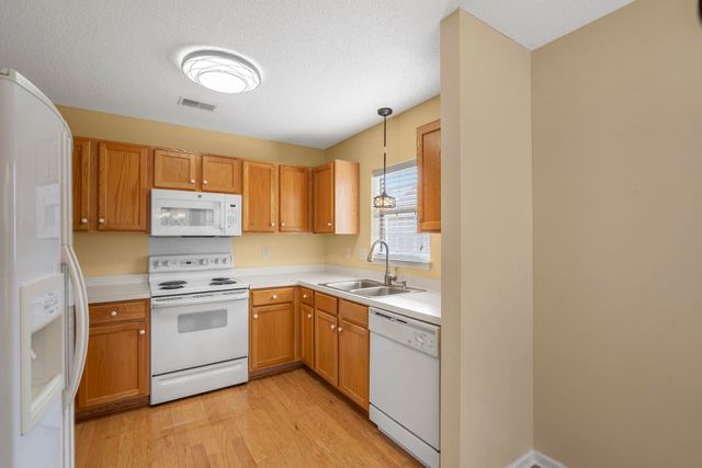 219 Burton Avenue, Summerville, SC 29485