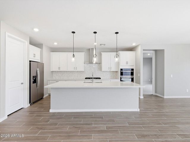 10807 W JONES Avenue, Tolleson, AZ 85353