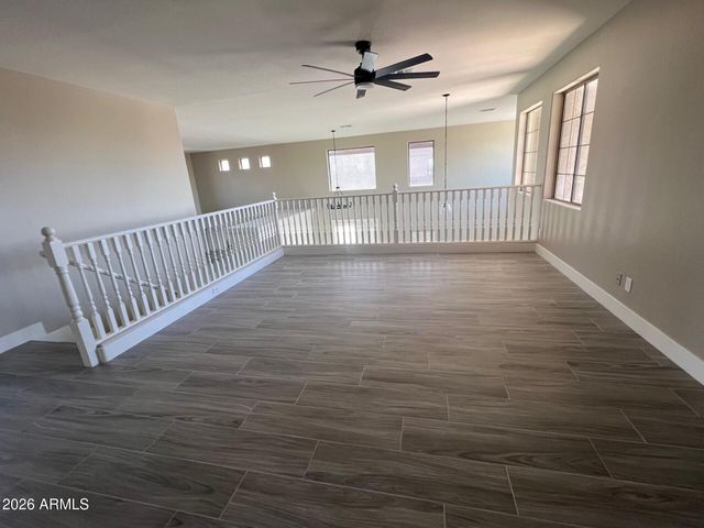 7521 W SOUTHGATE Avenue, Phoenix, AZ 85043