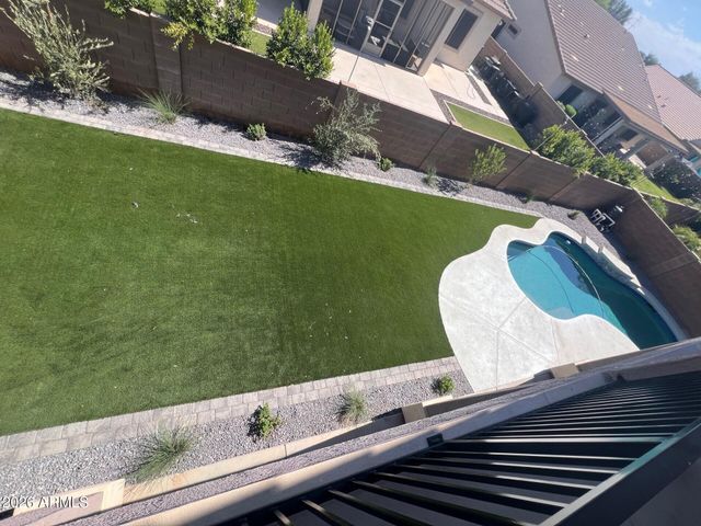 7521 W SOUTHGATE Avenue, Phoenix, AZ 85043