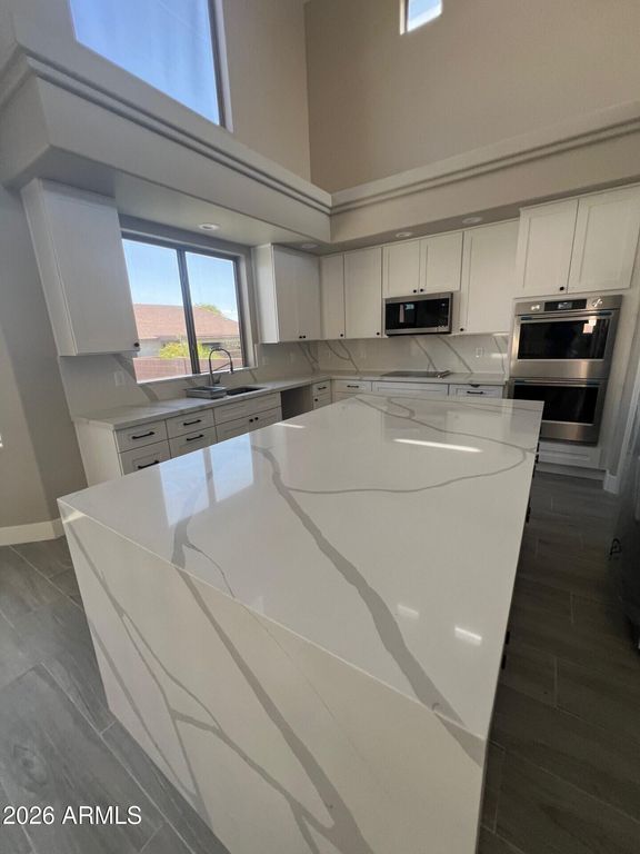 7521 W SOUTHGATE Avenue, Phoenix, AZ 85043 — photo 4