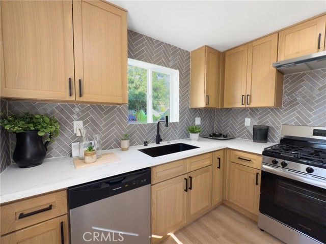 2208 W Olympic, Montebello, CA 90640