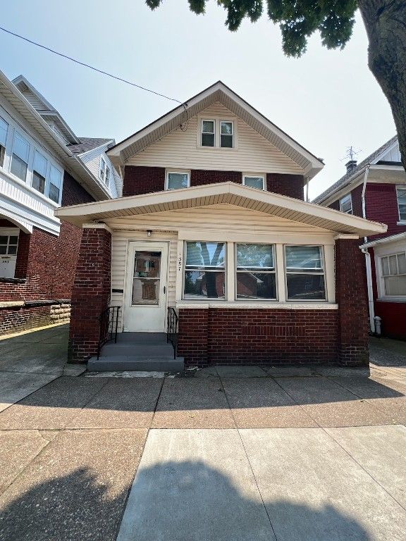 357 W 9TH Street, Erie, PA 16502