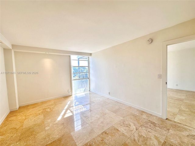 3301 N Country Club Drive 410, Aventura, FL 33180
