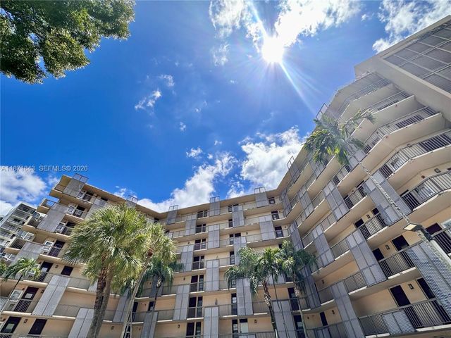 3301 N Country Club Drive 410, Aventura, FL 33180