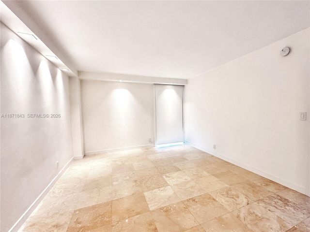 3301 N Country Club Drive 410, Aventura, FL 33180
