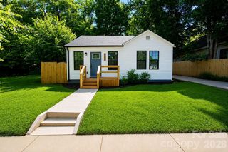1215 Wilson W Lee Boulevard, Statesville, NC 28677