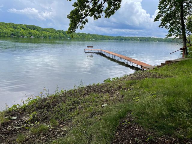 20472 Radisson Road, Shorewood, MN 55331