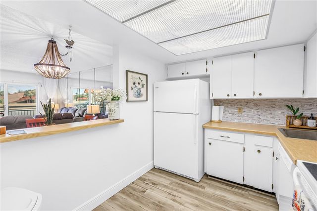 4900 BRITTANY DRIVE S 205, St Petersburg, FL 33715