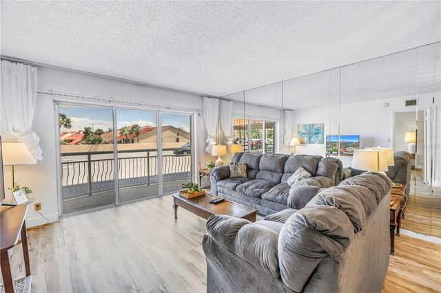 4900 BRITTANY DRIVE S 205, St Petersburg, FL 33715