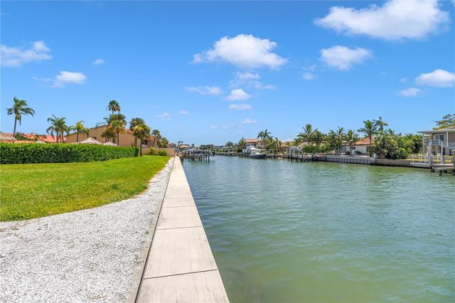 4900 BRITTANY DRIVE S 205, St Petersburg, FL 33715
