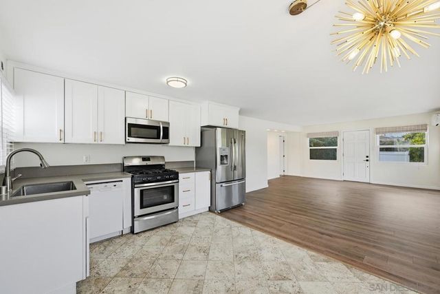 2985 New Jersey Ave, Lemon Grove, CA 91945