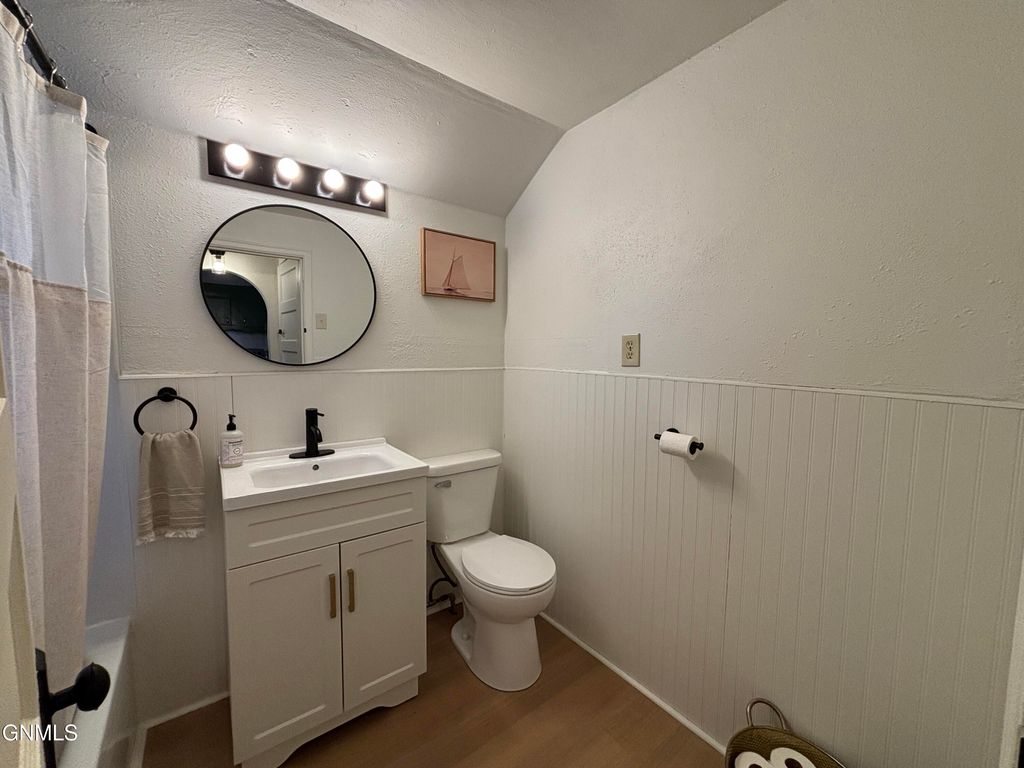 325 Chaffee Row, Beulah, ND 58523 photo 17