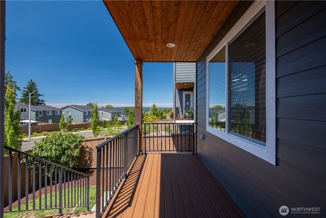 6774 43rd Street NE, Marysville, WA 98270