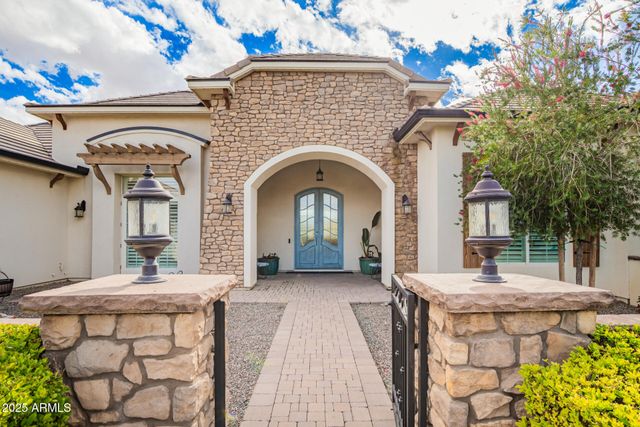 19675 E VIA PARK Street, Queen Creek, AZ 85142