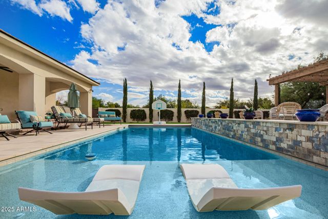 19675 E VIA PARK Street, Queen Creek, AZ 85142