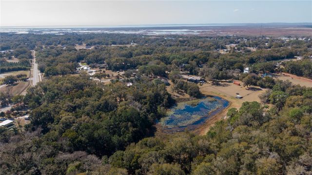 5049 KING AVENUE, Zellwood, FL 32798