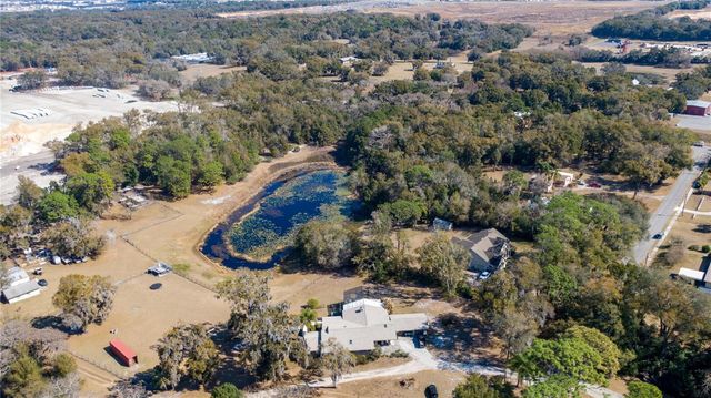 5049 KING AVENUE, Zellwood, FL 32798