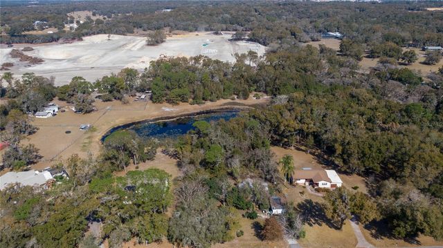 5049 KING AVENUE, Zellwood, FL 32798