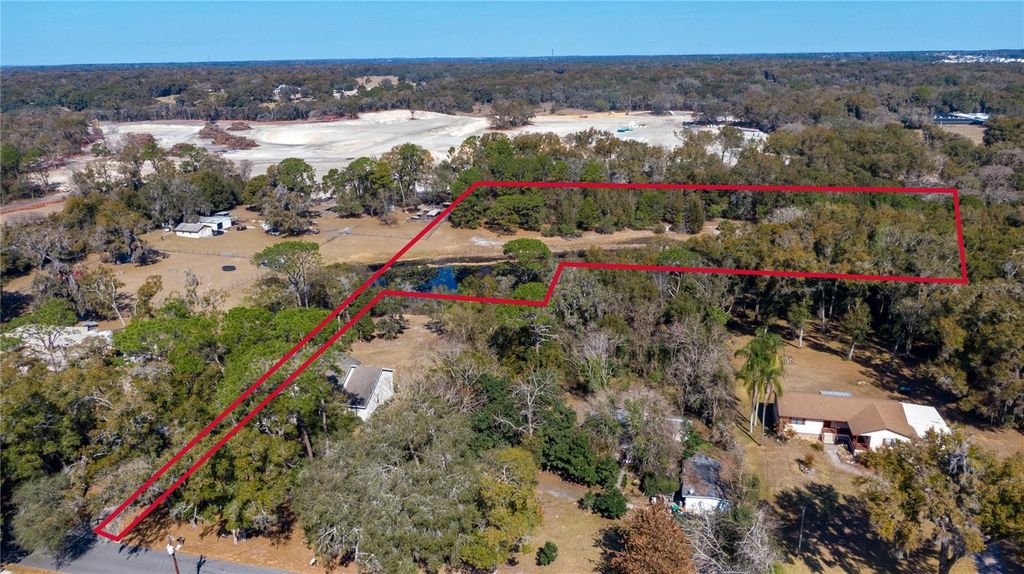5049 KING AVENUE, Zellwood, FL 32798