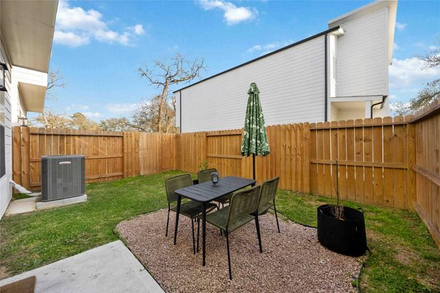 5702 Breland Street D, Houston, TX 77016