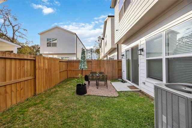 5702 Breland Street D, Houston, TX 77016