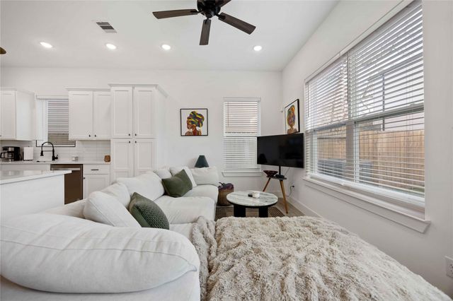 5702 Breland Street D, Houston, TX 77016