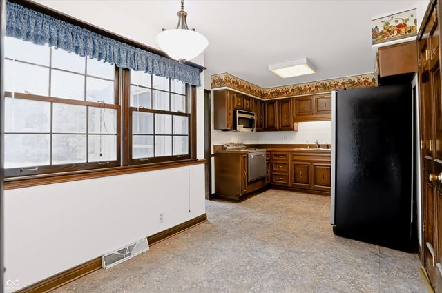 4303 E County Road 150 N, Avon, IN 46123