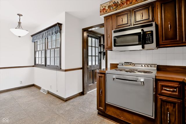 4303 E County Road 150 N, Avon, IN 46123