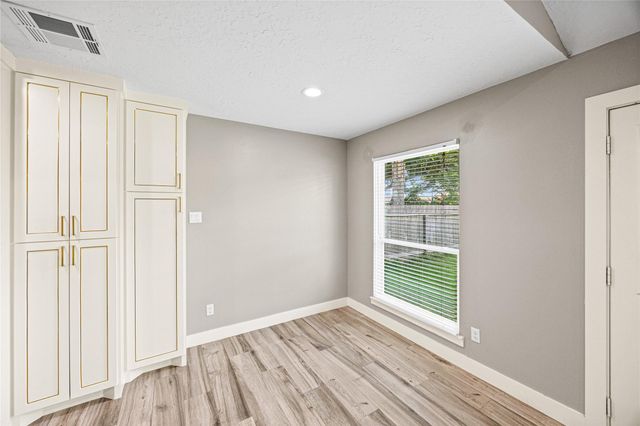 5923 Dee Drive, Pasadena, TX 77505
