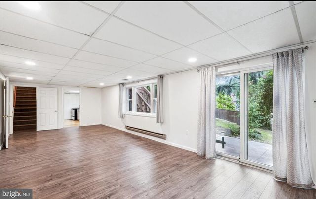 9321 B SAINT ANDREWS PL, College Park, MD 20740