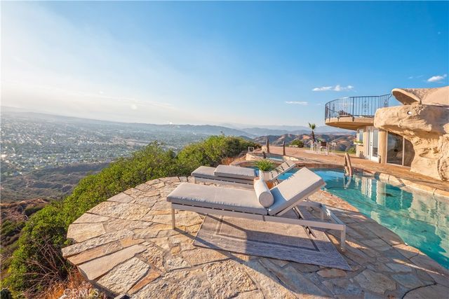 13600 Diamond Point Drive 1, Yucaipa, CA 92399
