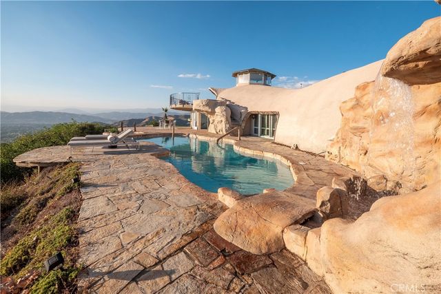 13600 Diamond Point Drive 1, Yucaipa, CA 92399