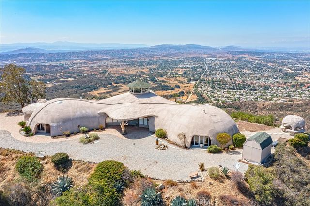 13600 Diamond Point Drive 1, Yucaipa, CA 92399