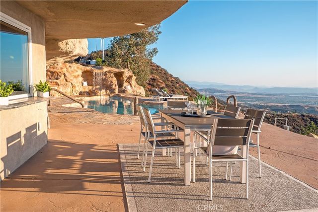 13600 Diamond Point Drive 1, Yucaipa, CA 92399