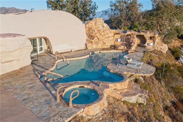 13600 Diamond Point Drive 1, Yucaipa, CA 92399