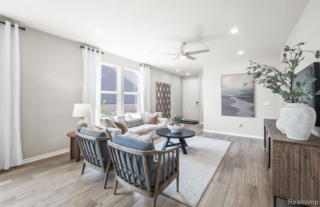 4125 Dogwood Drive, Milford, MI 48381