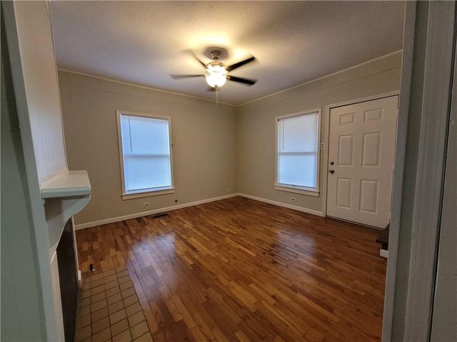 215 Avenue E SE, Lindale, GA 30147