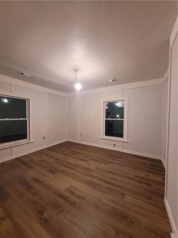 215 Avenue E SE, Lindale, GA 30147