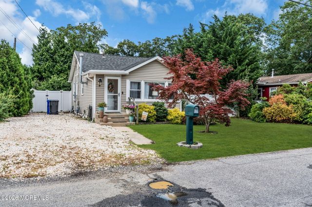 22 Woodland Drive, Brick, NJ 08723