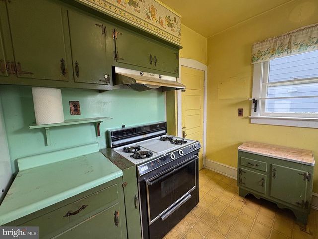 822 MERRICK AVE, Collingswood, NJ 08108