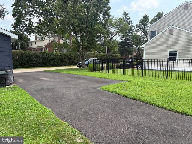822 MERRICK AVE, Collingswood, NJ 08108