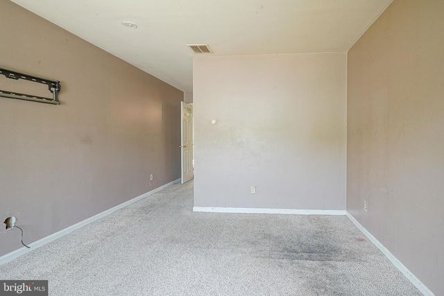 36 SHADY BROOKE LN, Swedesboro, NJ 08085