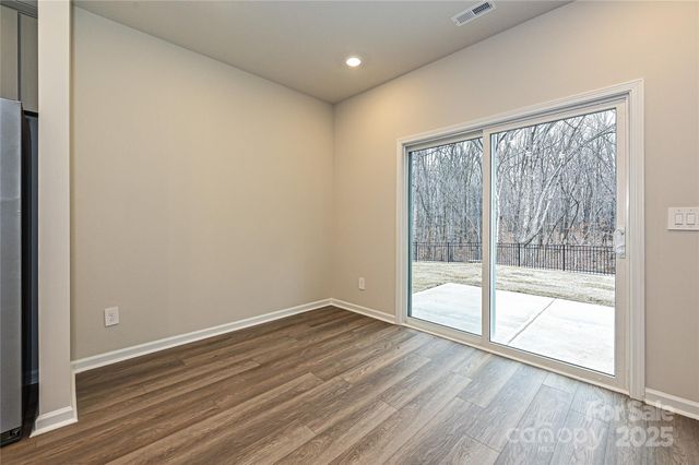 2124 Sunflower Circle, Newton, NC 28658