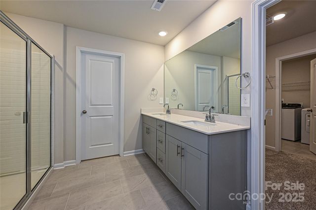 2124 Sunflower Circle, Newton, NC 28658