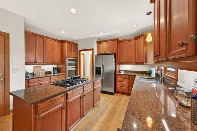 12445 Crabapple Tree Court, Alpharetta, GA 30004